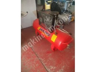 Akkomp Komprerasör 300 Lt 4 Hp 2.El