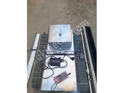 Güneş Enerji Temizleme Robotu