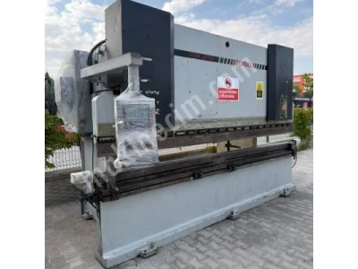 Durmazlar 4 Metre 300 Ton Nc Hidrolik Abkant Pres