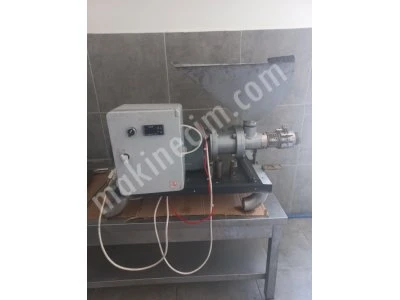 Cold Press Oil Machine