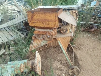 Toprak Priket Gübre Kırma Makinası