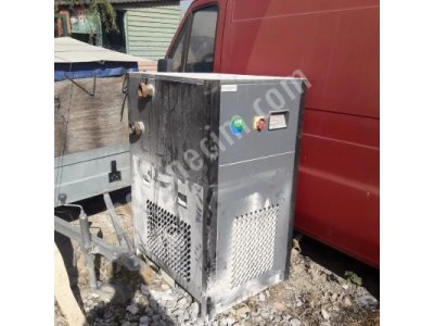 Özen 75Kw 2017 Vidalı Kompresör