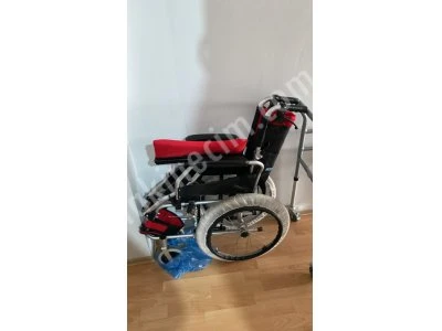 Wipperman W205 Kırmızı Alüminyum Refakatçi Frenli Katlanabilir Tekerlekli Sandalye
