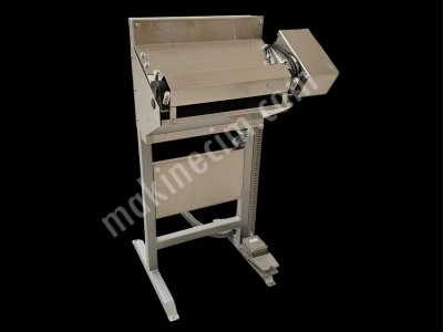 Electric Automatic Cloth Squeezing Machine