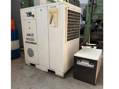 Dalgakıran Marka Dıty 25 18.5 Kw 7.5 Bar 1000 Lt Tank Kurtucu Vidalı Kompresor 2010 Model
