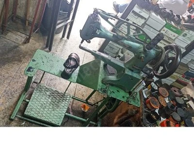 İş Terki Nedeni Ile Temiz Kollu Dikiş Makinası