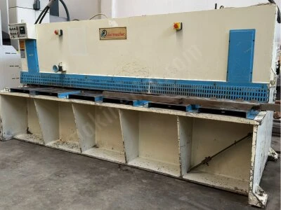Durmazlar Marka 3100 X 6Mm Hidrolik Giyotin Makas 1996 Model