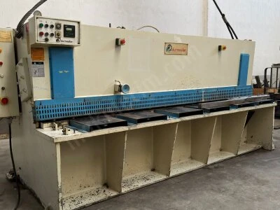Durmazlar Marka 3100 X 6Mm Hidrolik Giyotin Makas 1996 Model