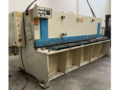 Durmazlar Marka 3100 X 6Mm Hidrolik Giyotin Makas 1996 Model