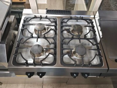 Öztiryakiler 700 Seri Set Üstü 4 Lü Ocak