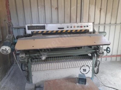 İzmir Serbest Bölge İzbaş Tasfiye Nedeni Ile Satılık Küçük Baş Deri Işleme Makinaları