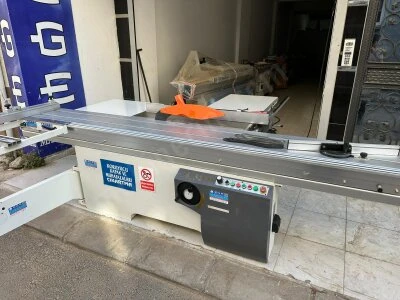 Hold Mj3200 Otomatik İnme Kalkmalı Çizicili Yatar Daire Testere Makinası