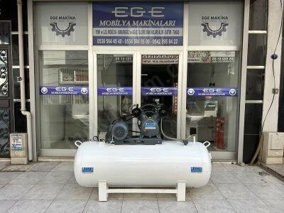 Sıfır 500 Litre 5.5 Hp Motorlu Çift Kafalı Kompresör İthal