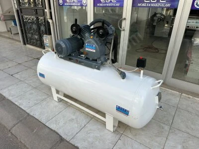 Sıfır 500 Litre 5.5 Hp Motorlu Çift Kafalı Kompresör İthal