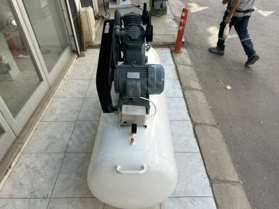 Sıfır 500 Litre 5.5 Hp Motorlu Çift Kafalı Kompresör İthal