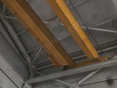 Acil Satılık 18 Metre Köprü Genişliği 2×2 Ton Çift Motor Çift Kiriş Tavan Vinci