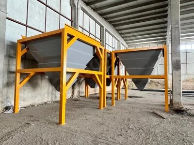 Endüstriyel Besleme ve Stok Bunkeri – Yüksek Kapasiteli Ağır Hizmet Tipi Bunker
