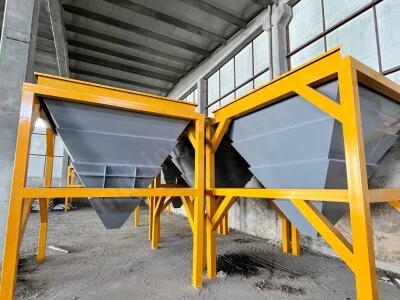 Endüstriyel Besleme ve Stok Bunkeri – Yüksek Kapasiteli Ağır Hizmet Tipi Bunker