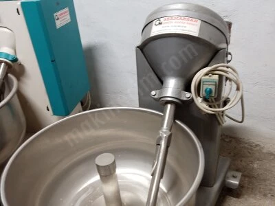 60 Litre Boiler, 25Kg Capacity Food Dough Kneading Machine