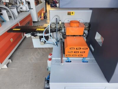 2.El Kenar Yapıştırma Makinesi
Ayza Mızrak Ayzaband 7 Ultra 2025 Model