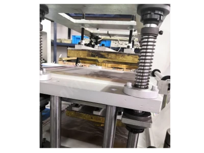 Çift Katmanlı Otomatik Tek Kullanımlık Eldiven Üretim Makinesi, Model Md500