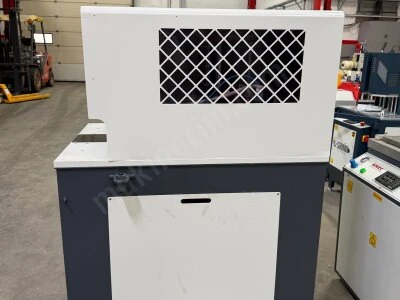 Kaban Marka Pvc Köşe Temizleme Makinası