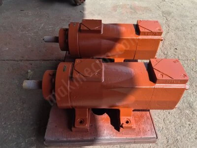 Kawasakı B70-4L Screw Pump