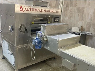 Altuntaş Hamur Açma Makinesi