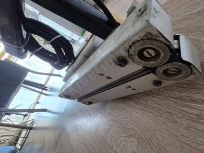 Ensüstriyel Ağız Yapıştırma Makinesi ( Alman Malı )