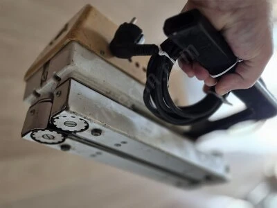 Ensüstriyel Ağız Yapıştırma Makinesi ( Alman Malı )