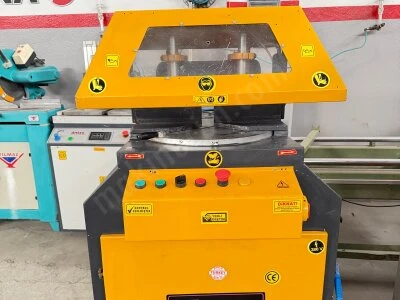Pvc Otomatik Döner Tabla Kesim Makinası