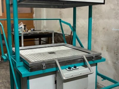 Plastik Vakum Şekillendirme Makinesi