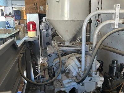 Satılık Plastik Enjeksiyon Makinesi