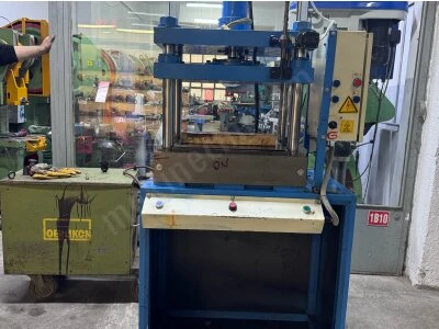 Satılık 30 Ton Kolonlu Hidrolik Pres