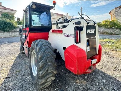 3600 Saatte Temiz Kullanılmıs Mst 1842 Telehandler