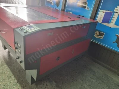 Cift Kafa Lazer Kesim Makinesi 130X90Cm 100-120W Tuplu