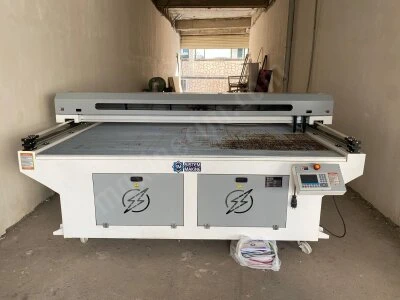 Çift Kafa 220X330Cm Lazer Kesim Makinesi 130-150W Tuplu