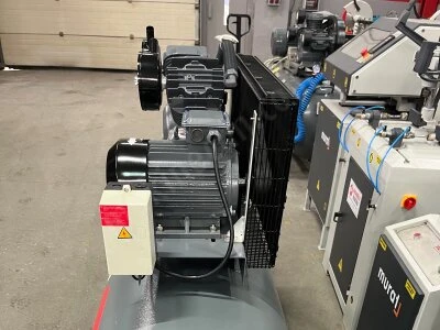 2026 Model Dalgakıran Kompresör 500 Litre 5.5 Hp Yeni